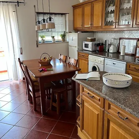 Cozy With Sea View Apartment Ericeira